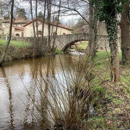 Jolie Maison De Campagne, Compostelle Soleymieux Exterior foto